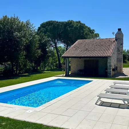 Villa Ondina - Private Pool Brtonigla